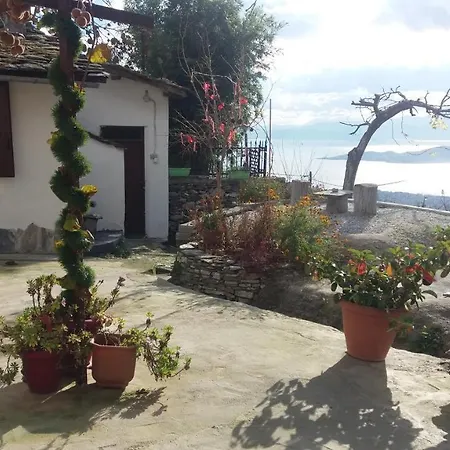 Apartamento Estian Makrinitsas *