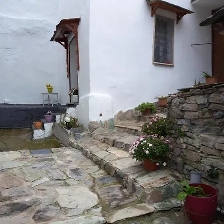 Estian Makrinitsas *