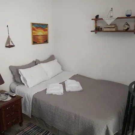 Estian Makrinitsas Apartamento
